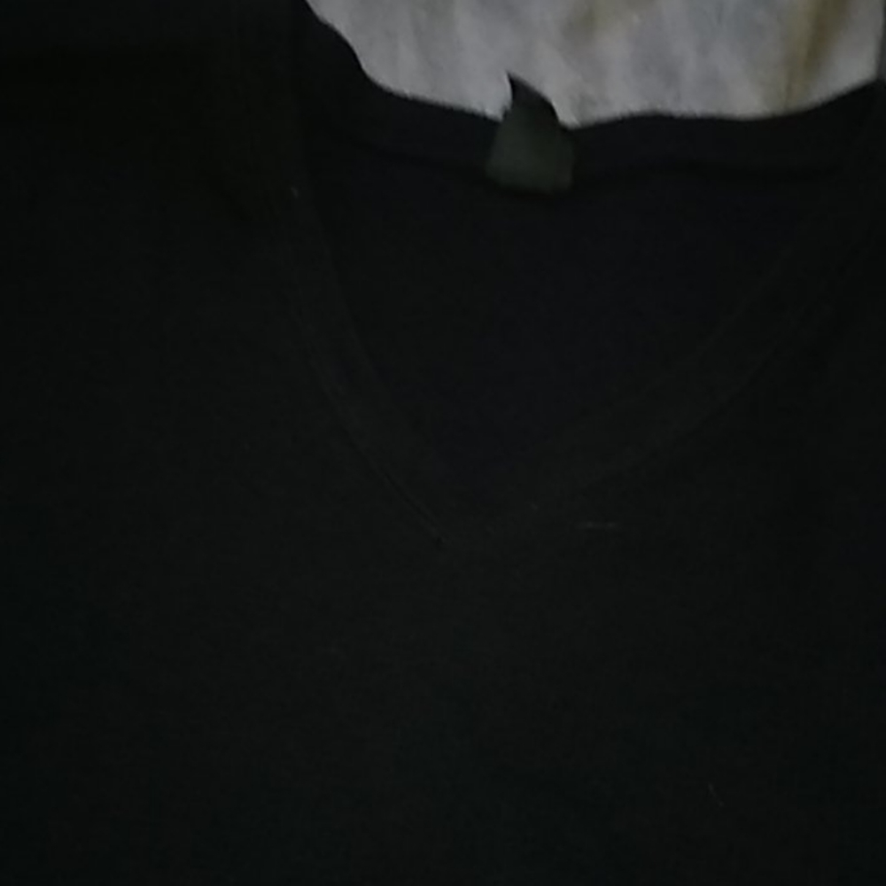 Crop top - Picture 2 of 2